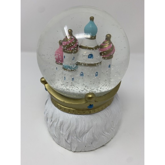 Merri Glow Nutcracker King Castle Snow Globe without Music - Picture 3 of 7